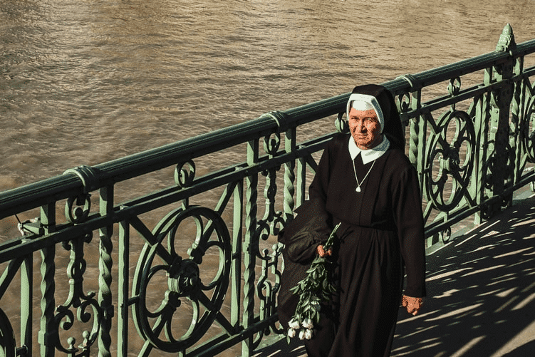 Christian hijab