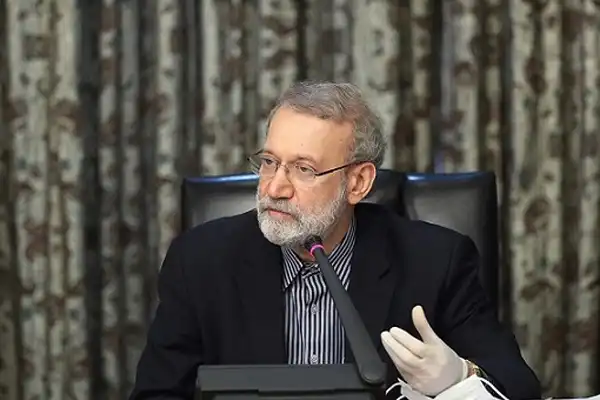 علی لاریجانی مردی که در هیاهوی سیاست، تلاش می‌کرد قامت ایران خم نشود 